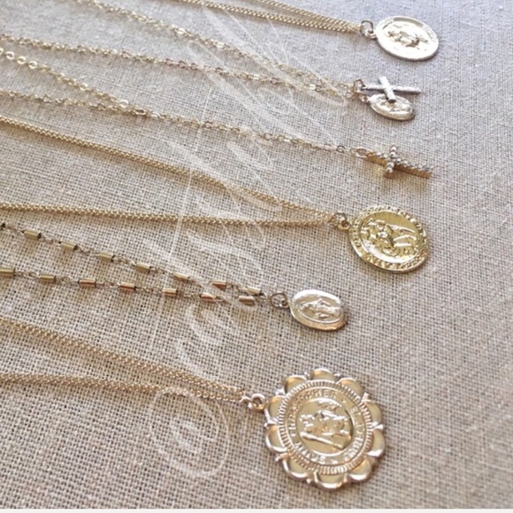 Gold Filled Miraculous Mary Necklace - Picture 7 of 8